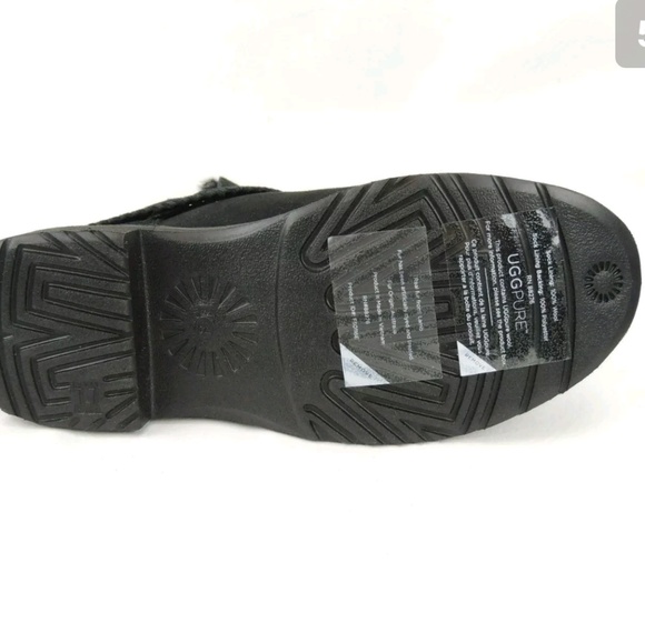 Ugg Australia Mckay anckle booties - Picture 4 of 4